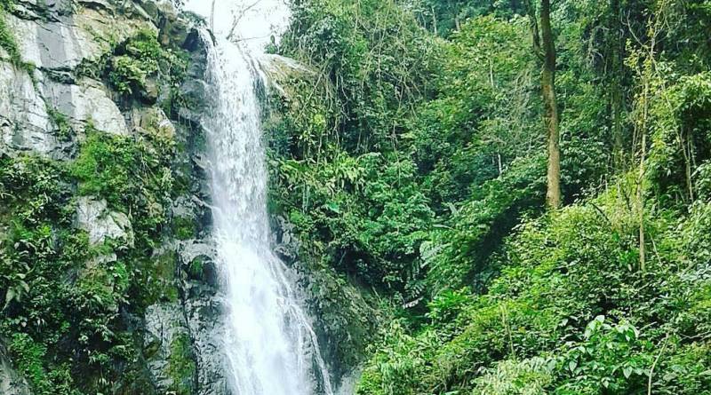 curug cigentis karawang